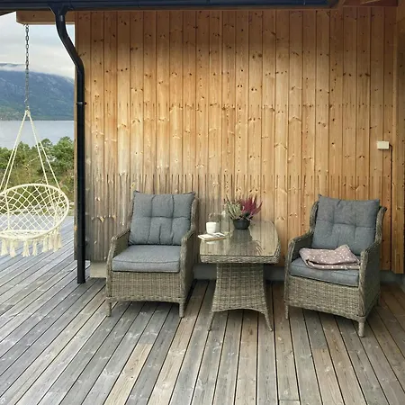 Modern With Panoramic Views Near Gautefall