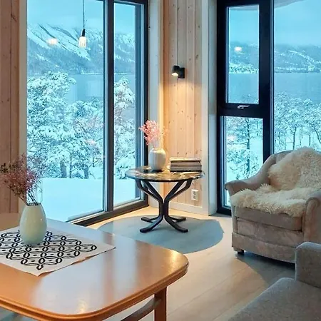 Feriehus Modern With Panoramic Views Near Gautefall *