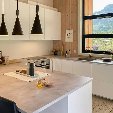 Modern With Panoramic Views Near Gautefall Casa de Férias *