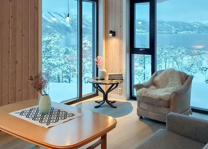 Modern With Panoramic Views Near Gautefall Casa de Férias *