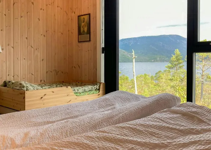 Modern With Panoramic Views Near Gautefall * Treungen